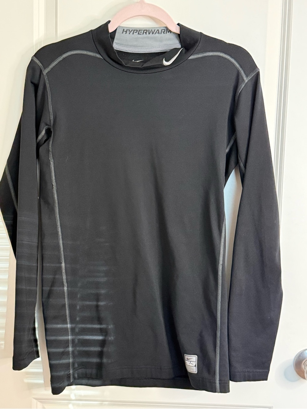 Nike Pro Combat Hyperwarm Dri-FIT Women’s Medium Black Compression Mock Neck